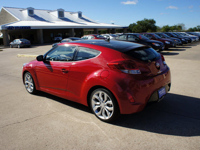 hyundai veloster 2012 boston red coupe dct gasoline 4 cylinders front wheel drive automatic 76049