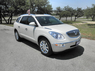 buick enclave 2011 white cxl 2 gasoline 6 cylinders front wheel drive automatic 78028