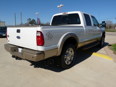 ford f 250 super duty 2012 white lariat biodiesel 8 cylinders 4 wheel drive automatic 76567
