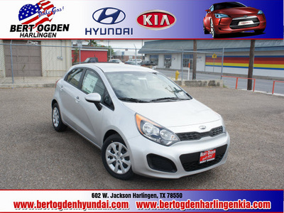 kia rio5 2013 bright silver hatchback lx gasoline 4 cylinders front wheel drive automatic 78550