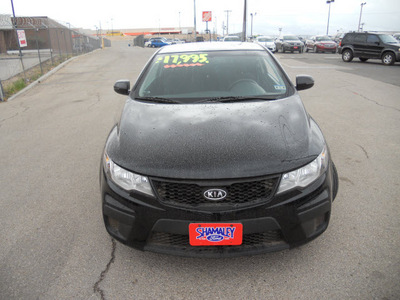 kia forte 2011 black coupe gasoline 4 cylinders front wheel drive standard 79936