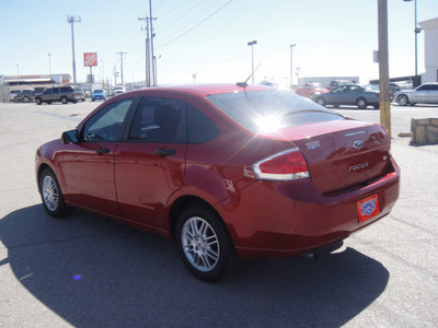 ford focus 2010 red sedan se gasoline 4 cylinders front wheel drive automatic 79936
