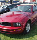 ford mustang 2005 dk  red v6 deluxe gasoline 6 cylinders rear wheel drive automatic 77301