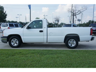 chevrolet silverado 1500 2004 white pickup truck ls gasoline 8 cylinders rear wheel drive automatic 77090