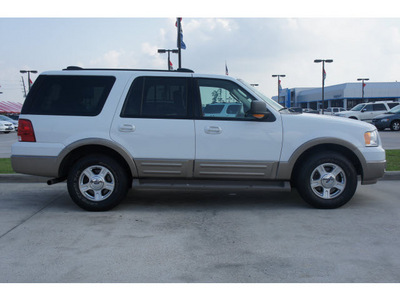 ford expedition 2004 white suv eddie bauer 8 cylinders automatic 77090