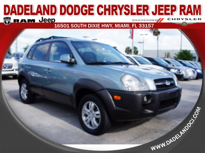 hyundai tucson 2006 gray suv gasoline 6 cylinders front wheel drive automatic 33157