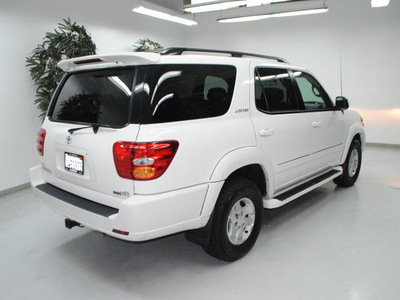 toyota sequoia 2002 white suv limited gasoline 8 cylinders rear wheel drive automatic 91731