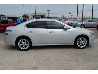 nissan maxima 2012 silver sedan 3 5 s gasoline 6 cylinders front wheel drive automatic with overdrive 77627