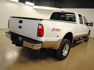 ford f 350 super duty 2010 white lariat diesel 8 cylinders 4 wheel drive automatic 75219