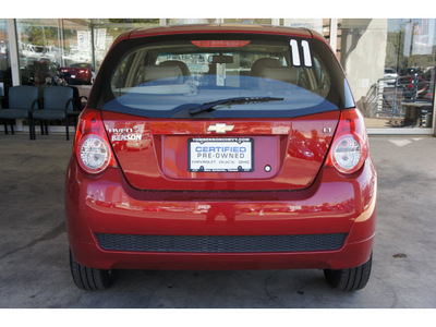 chevrolet aveo 2011 red hatchback aveo5 lt gasoline 4 cylinders front wheel drive automatic 78216