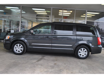 chrysler town and country 2011 dk  gray van touring l flex fuel 6 cylinders front wheel drive automatic 78216