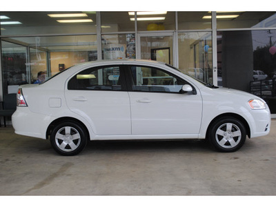 chevrolet aveo 2011 white sedan lt gasoline 4 cylinders front wheel drive automatic 78216