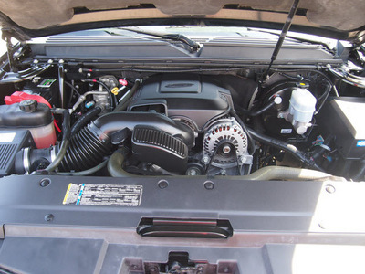 chevrolet suburban 2008 black suv ltz 1500 flex fuel 8 cylinders 2 wheel drive automatic 76053