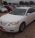 toyota camry 2009 wht sedan le gasoline 4 cylinders front wheel drive not specified 76053