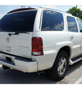 cadillac escalade 2004 white suv gasoline 8 cylinders all whee drive automatic 78729