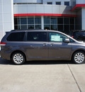 toyota sienna 2012 dk  gray van limited gasoline 6 cylinders front wheel drive 6 speed automatic 76053