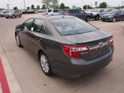 toyota camry hybrid 2012 green sedan xle hybrid 4 cylinders front wheel drive cont  variable trans  76053