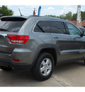 jeep grand cherokee 2012 silver suv gasoline 6 cylinders 2 wheel drive automatic with overdrive 76520