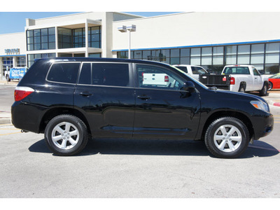 toyota highlander 2009 black suv gasoline 6 cylinders front wheel drive 5 speed with overdrive 78224