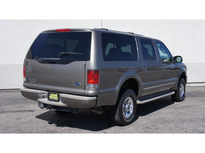 ford excursion 2005 dk  gray suv limited gasoline 10 cylinders 4 wheel drive automatic 79407