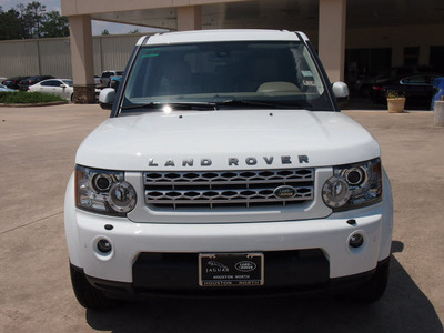 land rover lr4 2012 white suv gasoline 8 cylinders 4 wheel drive 6 speed automatic 77090