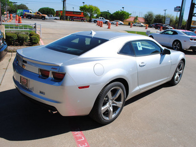 chevrolet camaro 2012 silver ice coupe lt gasoline 6 cylinders rear wheel drive not specified 76051