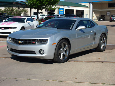 chevrolet camaro 2012 silver ice coupe lt gasoline 6 cylinders rear wheel drive not specified 76051