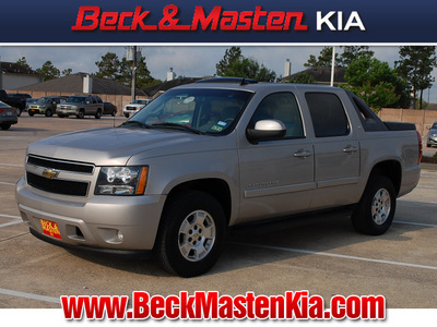 chevrolet avalanche 2007 silver suv lt 1500 gasoline 8 cylinders rear wheel drive automatic with overdrive 77375