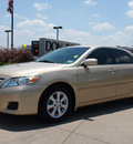 toyota camry 2011 tan sedan le gasoline 4 cylinders front wheel drive automatic 76018