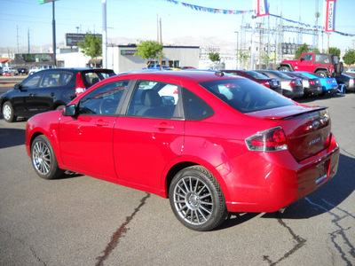 ford focus 2011 red sedan sport ses gasoline 4 cylinders front wheel drive automatic 79925