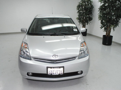 toyota prius 2008 silver hatchback hybrid 4 cylinders front wheel drive automatic 91731