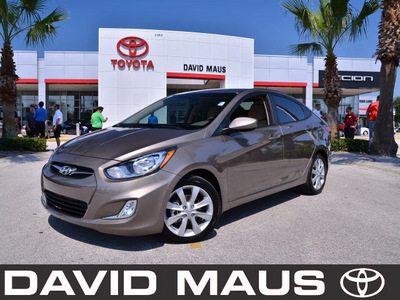 hyundai accent 2012 gold sedan gasoline 4 cylinders front wheel drive automatic 32771