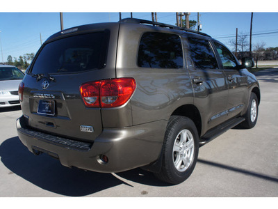 toyota sequoia 2008 gray suv sr5 gasoline 8 cylinders 2 wheel drive automatic 77339