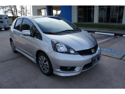 honda fit 2012 silver hatchback sport gasoline 4 cylinders front wheel drive automatic 77339