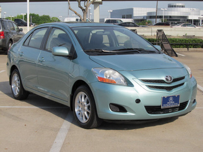 toyota yaris 2007 lt  green sedan gasoline 4 cylinders front wheel drive automatic with overdrive 77074