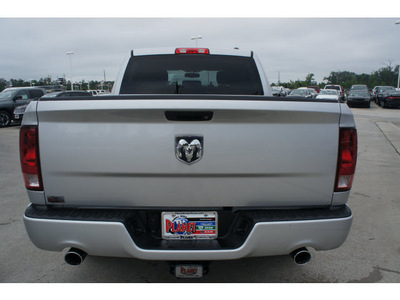 ram ram pickup 1500 2012 bright silv met gasoline 8 cylinders 2 wheel drive 6 speed automatic 77338