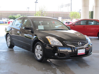 nissan altima 2011 black sedan 2 5 s gasoline 4 cylinders front wheel drive shiftable automatic 77477