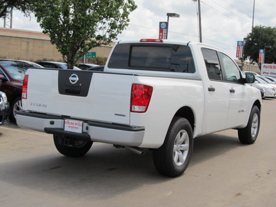 nissan titan 2012 white s flex fuel 8 cylinders 2 wheel drive automatic with overdrive 77477