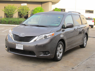 toyota sienna 2011 dk  gray van le 8 passenger gasoline 6 cylinders front wheel drive automatic with overdrive 77074
