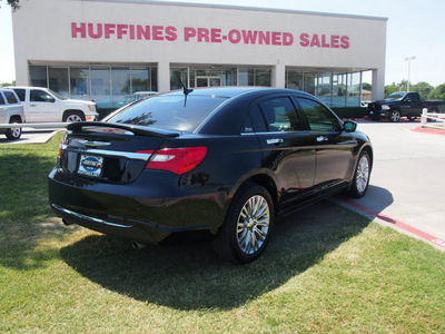 chrysler 200 2011 black sedan limited flex fuel 6 cylinders front wheel drive automatic 75067