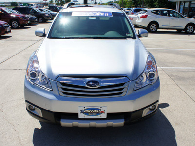 subaru outback 2012 ice silver metallic wagon 2 5i limited gasoline 4 cylinders all whee drive cont  variable trans  76205