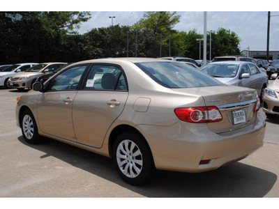 toyota corolla 2012 tan sedan le gasoline 4 cylinders front wheel drive automatic 77074