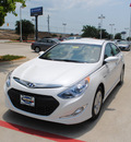 hyundai sonata hybrid 2012 white sedan 4dr sdn 2 4l hyb at hybrid 4 cylinders front wheel drive automatic 75070