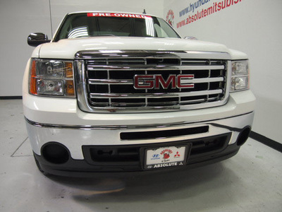 gmc sierra 1500 2009 white sl gasoline 8 cylinders 2 wheel drive 4 speed automatic 75150