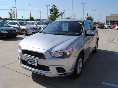 mitsubishi outlander sport 2011 silver es gasoline 4 cylinders front wheel drive automatic 75070