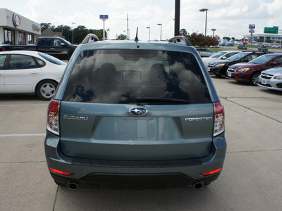 subaru forester 2009 lt  green wagon 2 5 x premium gasoline 4 cylinders all whee drive shiftable automatic 76205