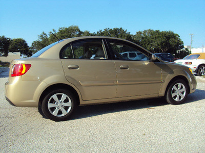 kia rio 2010 beige sedan lx gasoline 4 cylinders front wheel drive automatic 32901