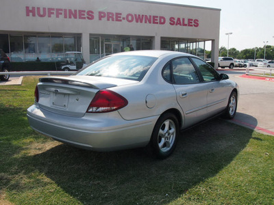 ford taurus 2004 silver sedan ses gasoline 6 cylinders front wheel drive automatic 75067