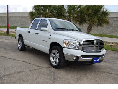 dodge ram pickup 1500 2007 white pickup truck slt gasoline 8 cylinders rear wheel drive automatic with overdrive 77630