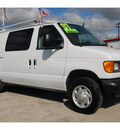 ford econoline cargo 2007 white van gasoline 8 cylinders rear wheel drive automatic with overdrive 77020